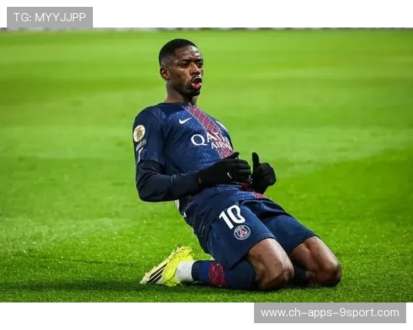 美国女子足球:提前锁定出线,冲刺冠军!,美国女子足球运动员 美国女子足球:提前锁定出线,冲刺冠军!,美国女子足球运动员