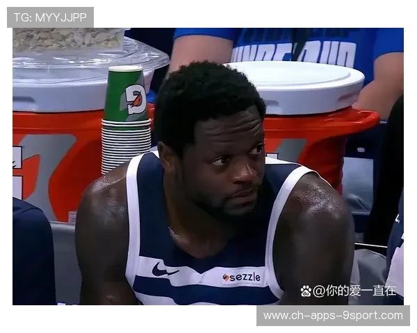 兰德尔低位强吃得手,尼克斯禁区硬解,尼克斯队兰德尔 兰德尔低位强吃得手,尼克斯禁区硬解,尼克斯队兰德尔